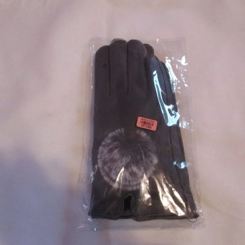 Gray Leather Quilted Pattern Touchscreen Gloves